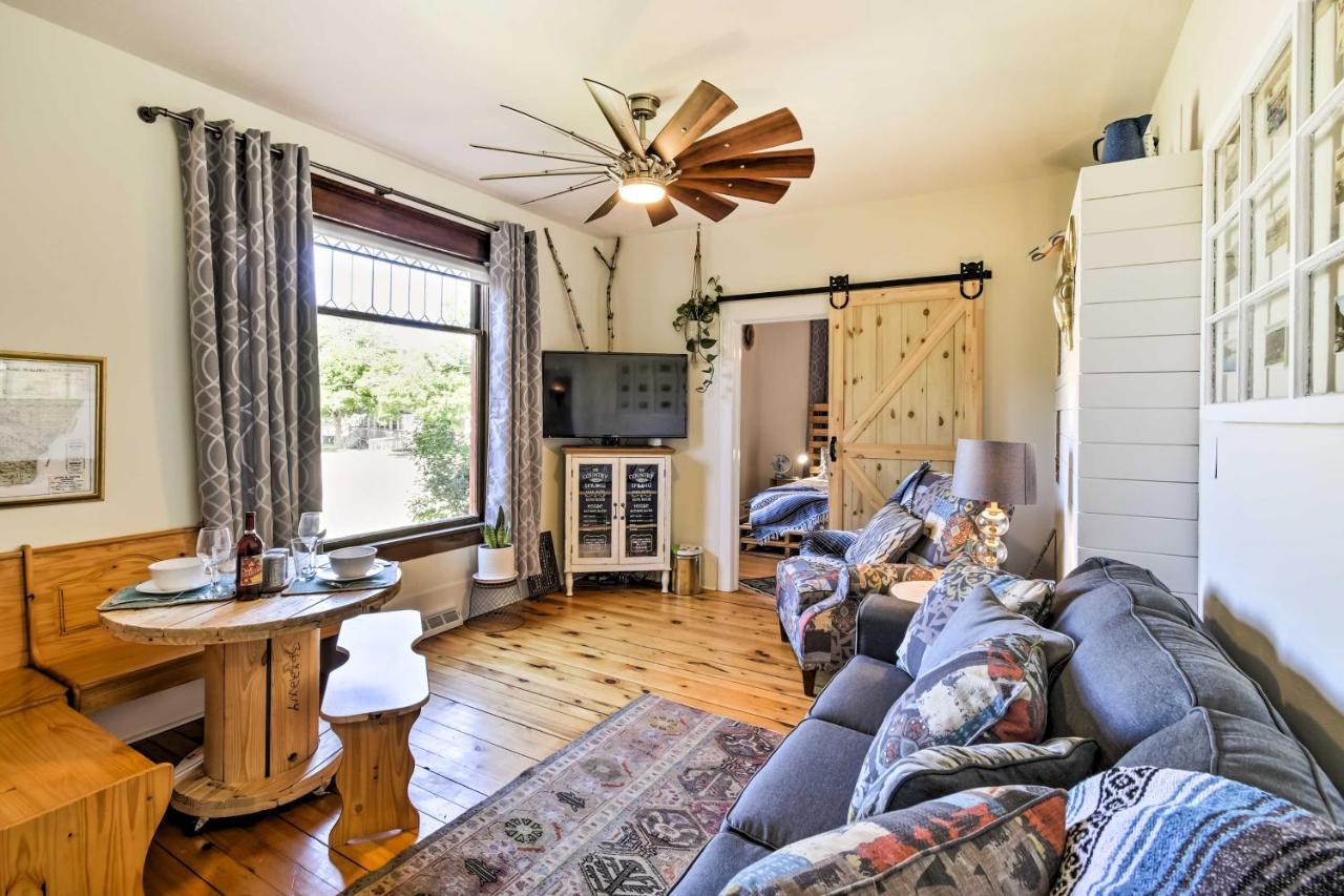 Apartment Retreat Near Downtown And Sunset Park!