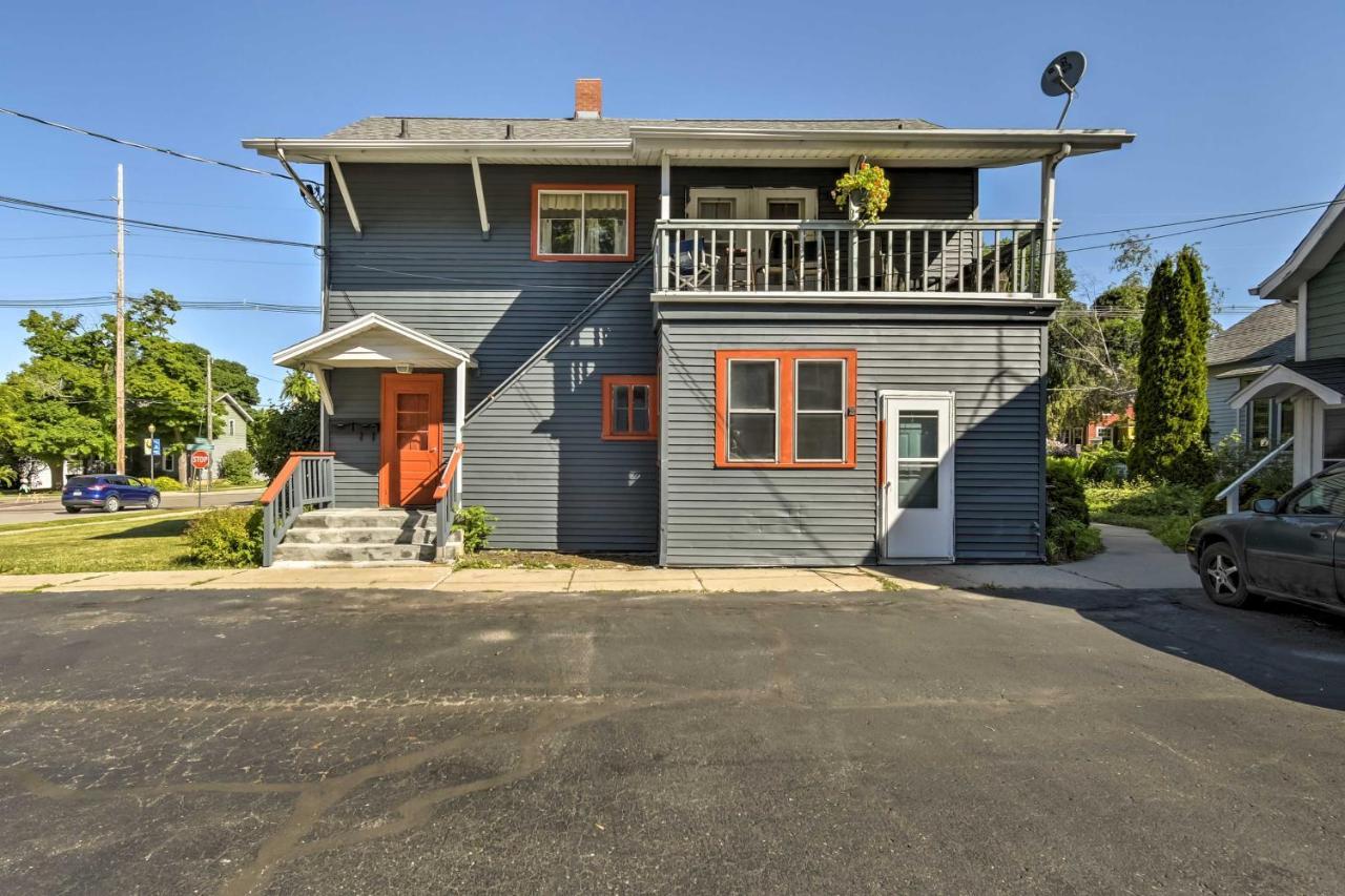 Retreat Near Downtown And Sunset Park! Sturgeon Bay